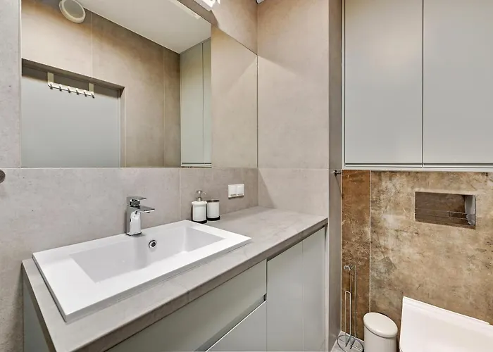 Grand - Bastion Walowa 100cznia - For 4 People Apartman