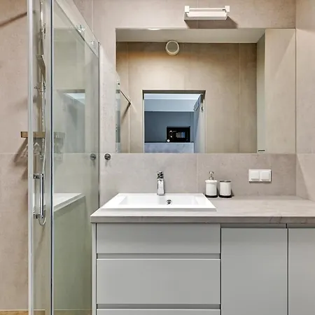 公寓 Grand - Bastion Walowa 100cznia - For 4 People *